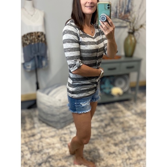 🎀PLUS Stripe Faux Button Sweater Gray 1117 - Picture 2 of 7